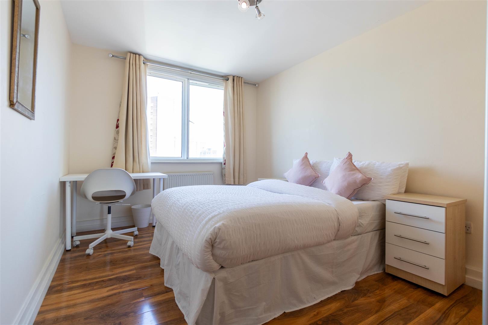 Regent Court, Northbank, St Johns Wood